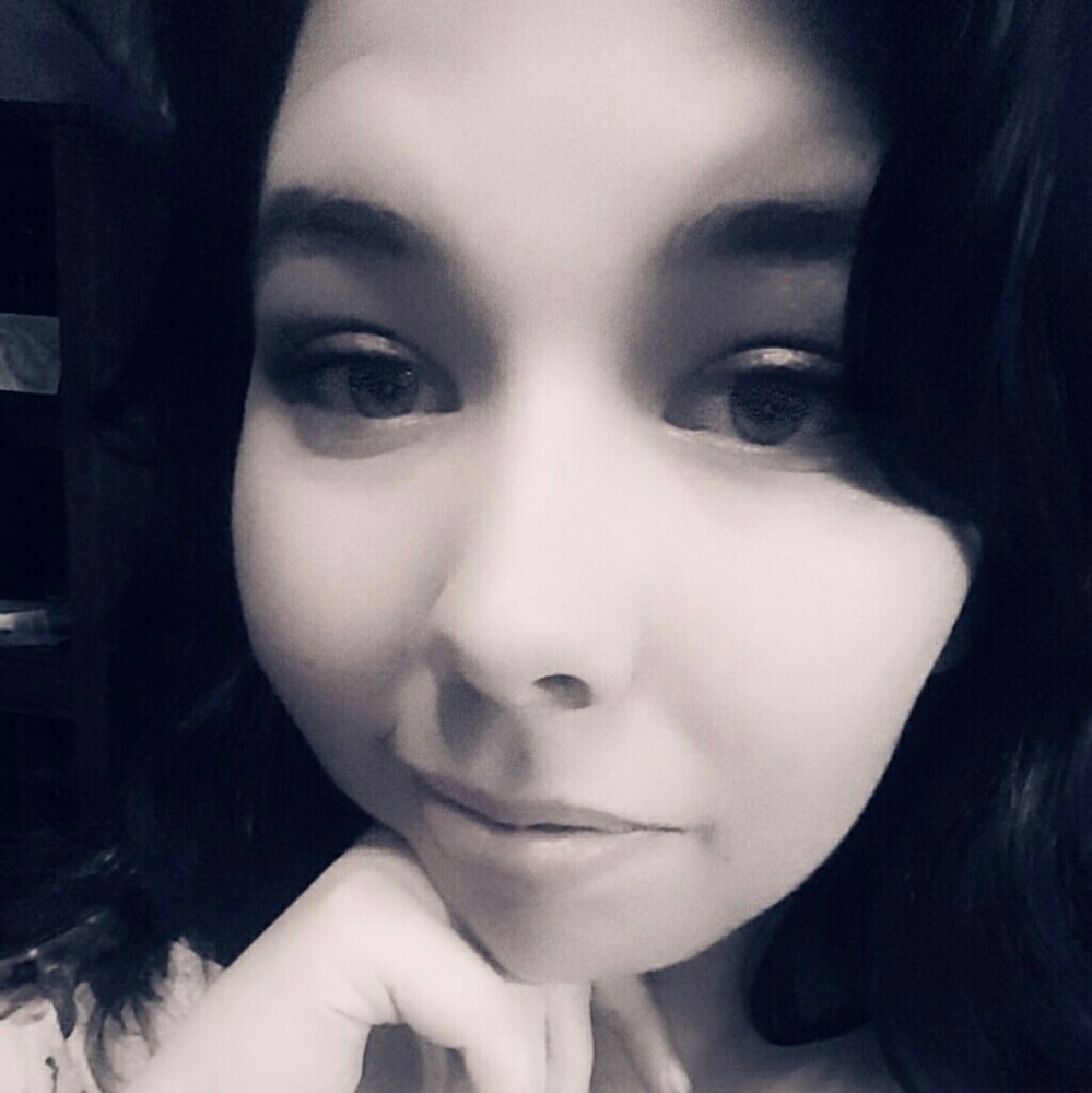 Meet your Posher, Kari